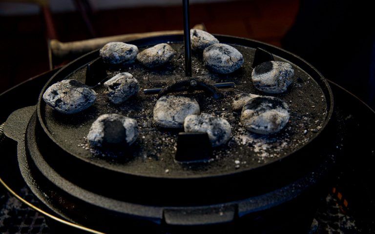 Ultimate Dutch Oven Guide - Info & Tips | Skandika